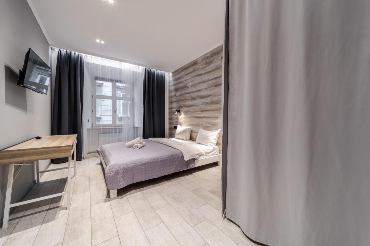 Staroevreyska Apartment A リヴィウ エクステリア 写真